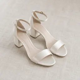 Tacón ancho (block heel) (ilustración)